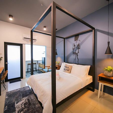 The Best Hotel In Bayan Lepas - The Lov Penang 외부 사진