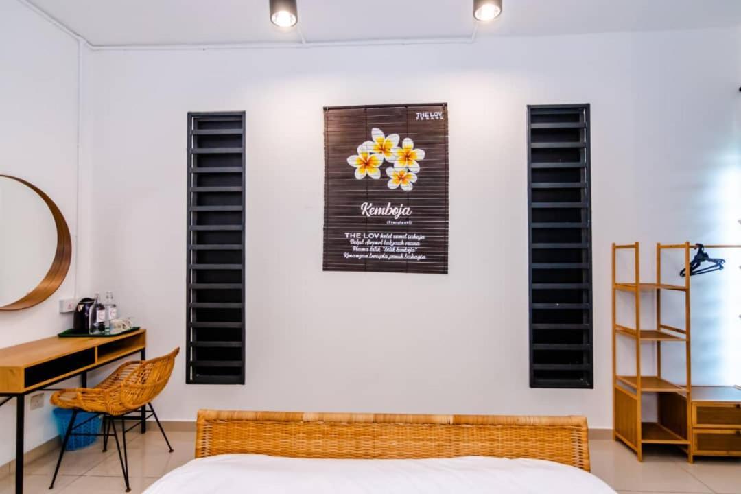The Best Hotel In Bayan Lepas - The Lov Penang 외부 사진