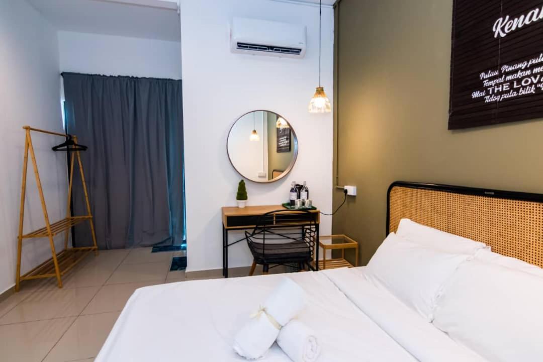 The Best Hotel In Bayan Lepas - The Lov Penang 외부 사진