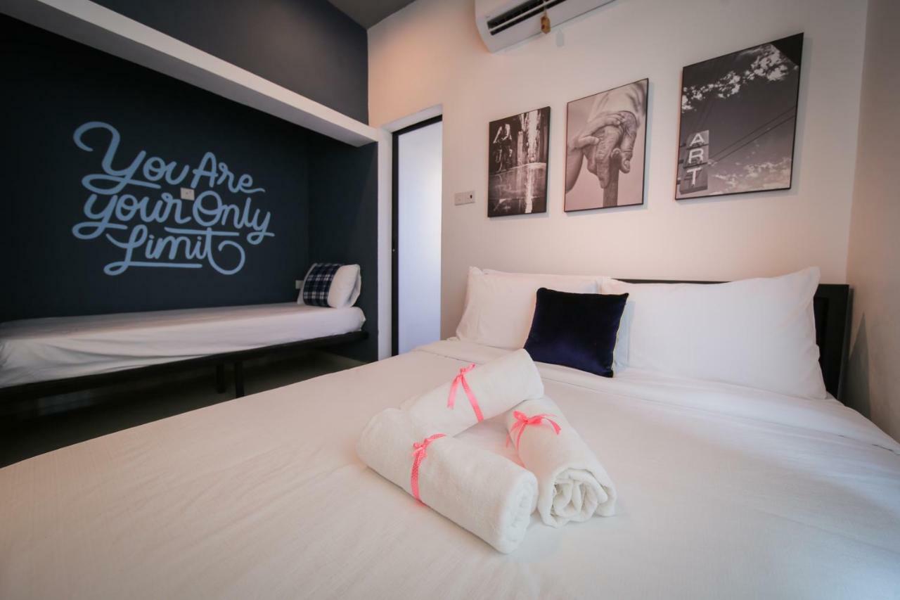 The Best Hotel In Bayan Lepas - The Lov Penang 외부 사진