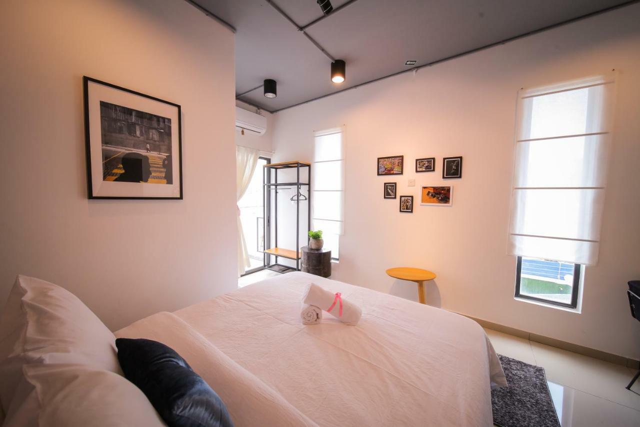 The Best Hotel In Bayan Lepas - The Lov Penang 외부 사진