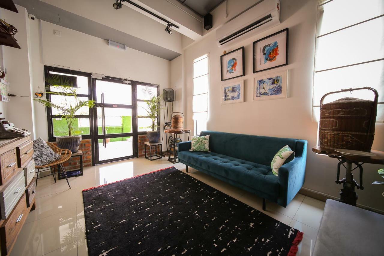 The Best Hotel In Bayan Lepas - The Lov Penang 외부 사진