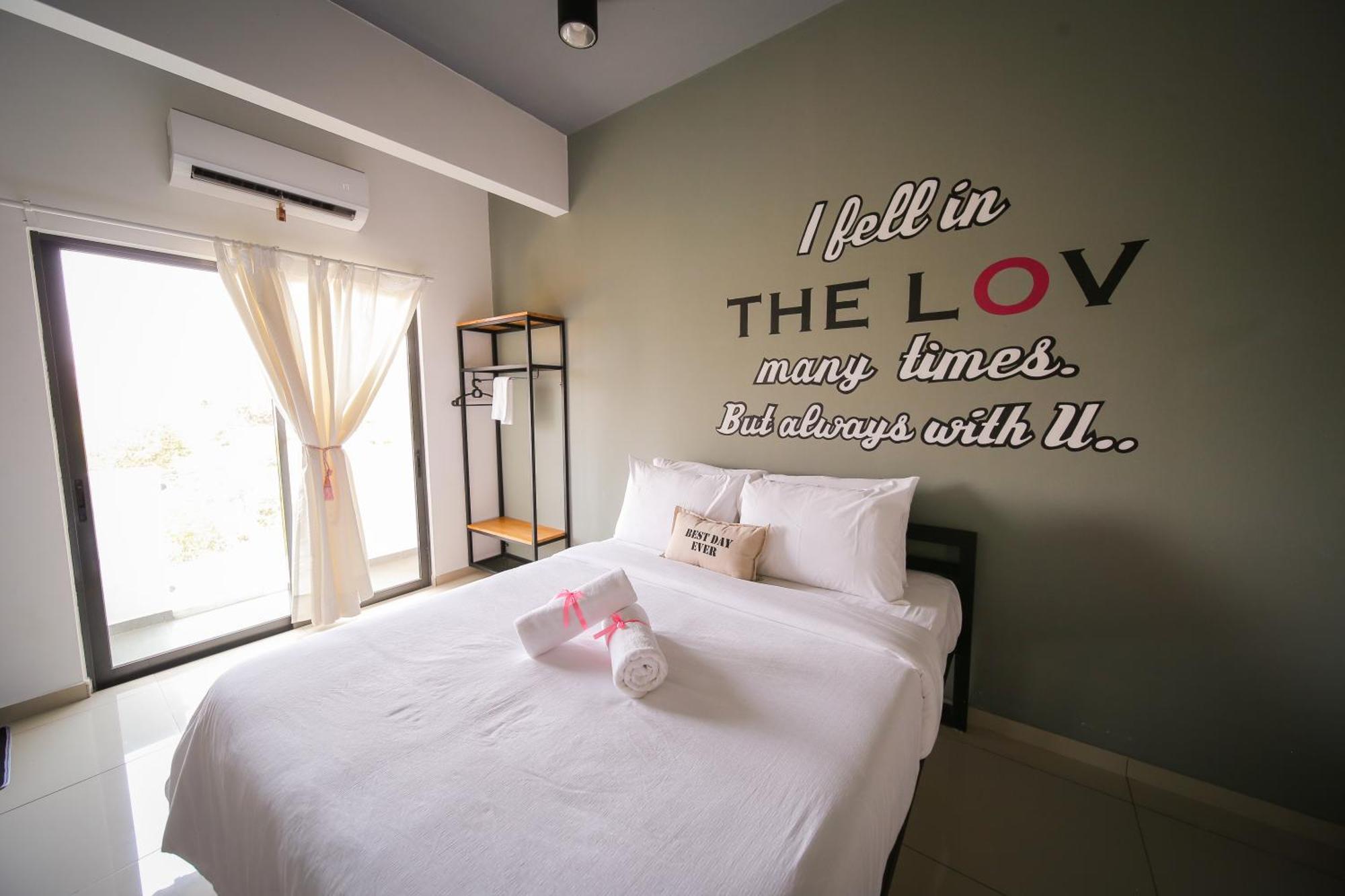 The Best Hotel In Bayan Lepas - The Lov Penang 외부 사진