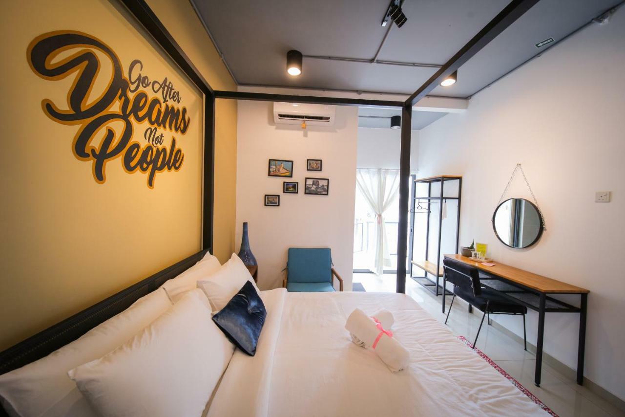 The Best Hotel In Bayan Lepas - The Lov Penang 외부 사진